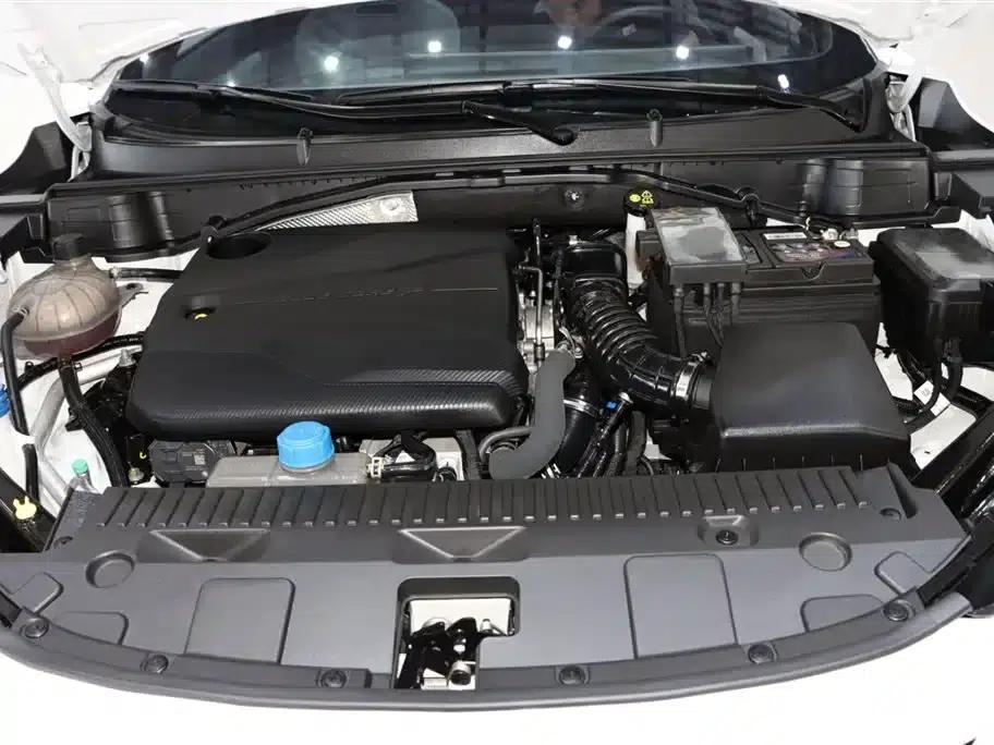 Changan UNI-T 2023 Second Generation 1.5T Premium Edition — миниатюра 19