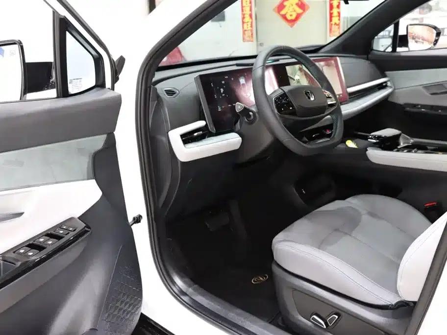 Changan UNI-T 2023 Second Generation 1.5T Premium Edition — миниатюра 9