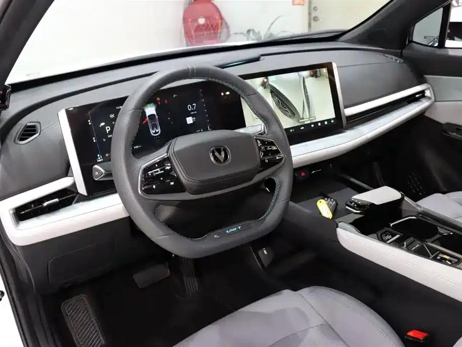 Changan UNI-T 2023 Second Generation 1.5T Premium Edition — миниатюра 10