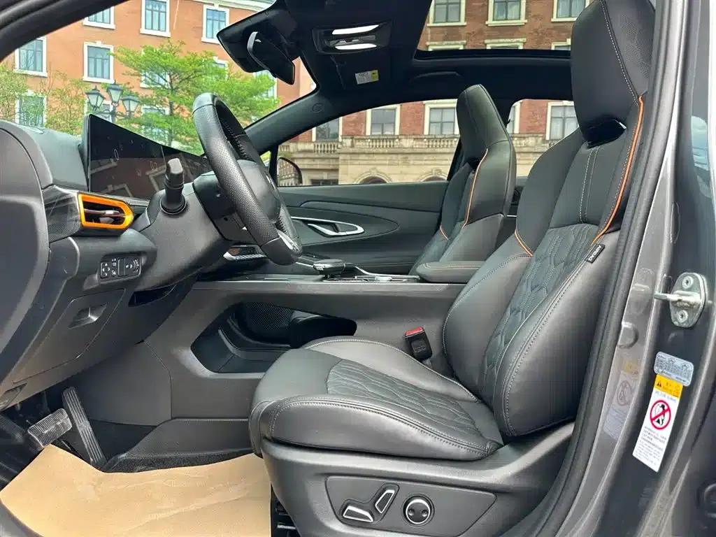 Changan UNI-T 2022 2.0T Sport Navigator Edition — миниатюра 5