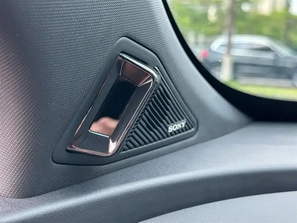 Changan UNI-T 2022 2.0T Sport Navigator Edition — миниатюра 9