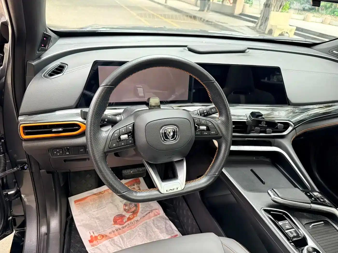 Changan UNI-T 2022 1.5T Smart Navigation Edition — миниатюра 12