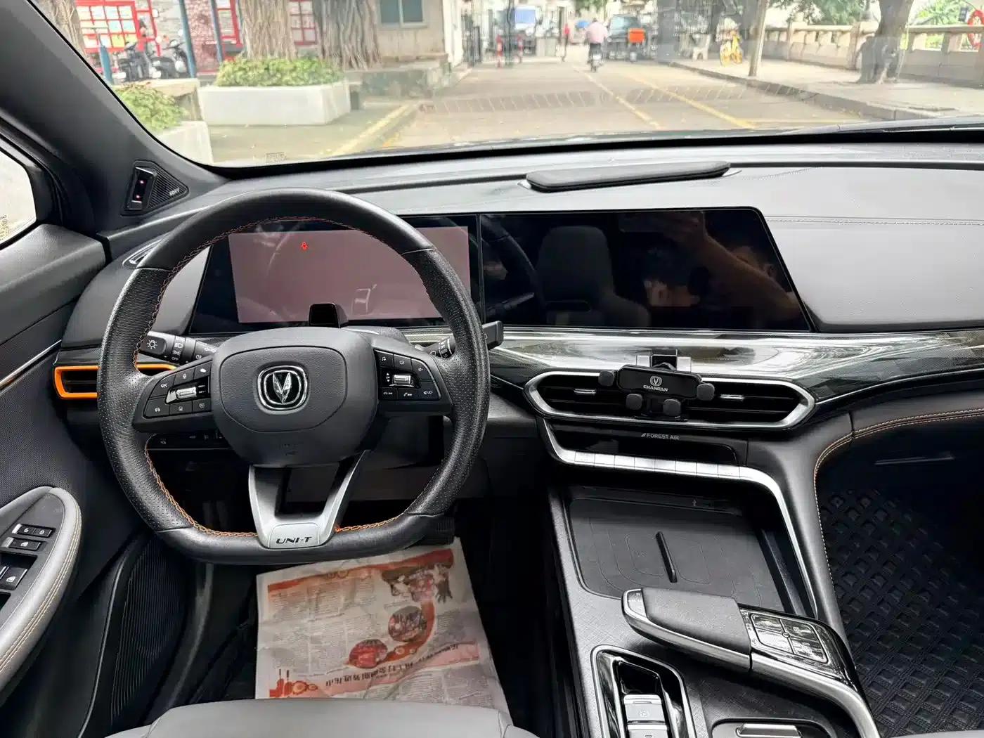 Changan UNI-T 2022 1.5T Smart Navigation Edition — миниатюра 10