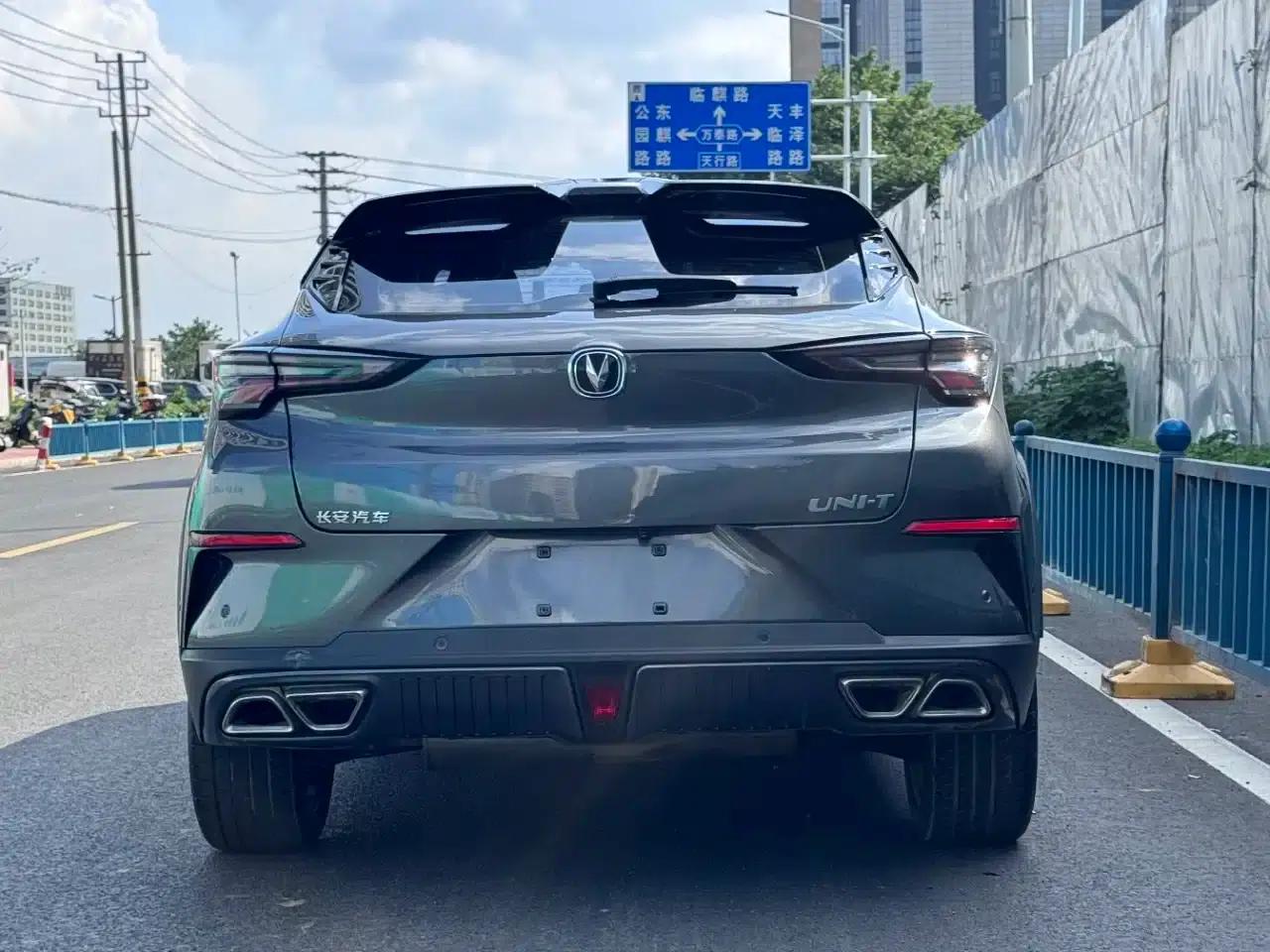 Changan UNI-T 2022 1.5T Flagship Edition — миниатюра 6