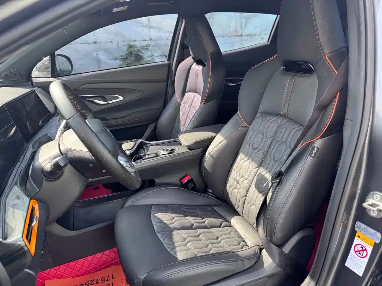 Changan UNI-T 2022 1.5T Flagship Edition — миниатюра 9