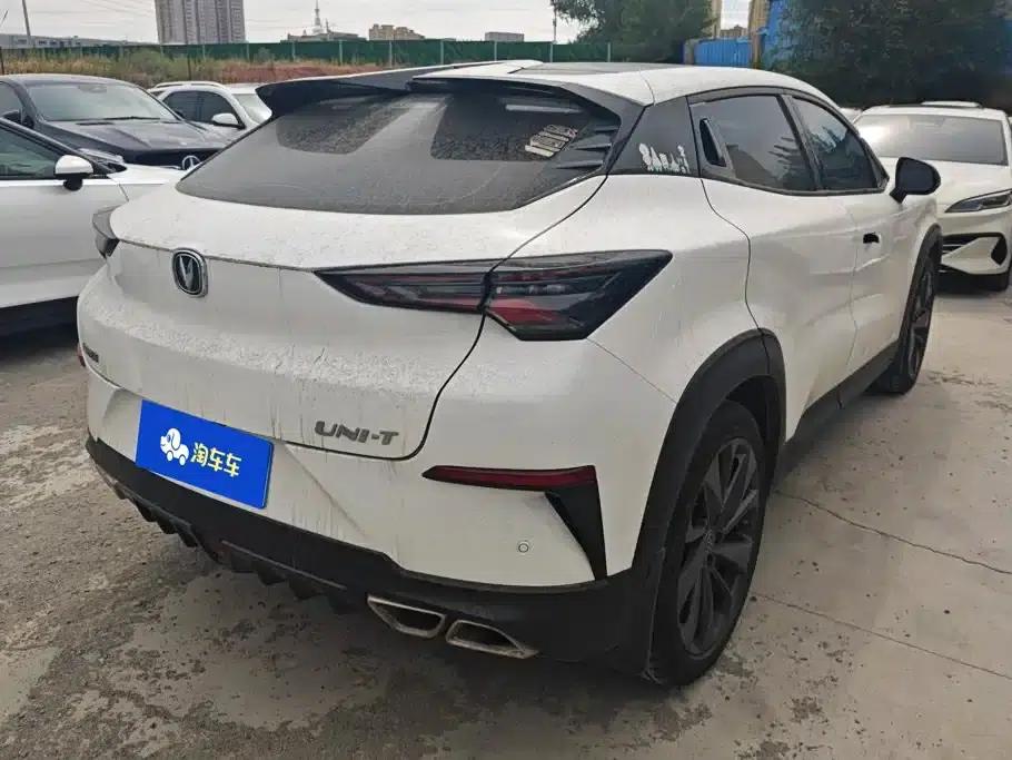Changan UNI-T 2020 1.5T Premium Edition — миниатюра 3