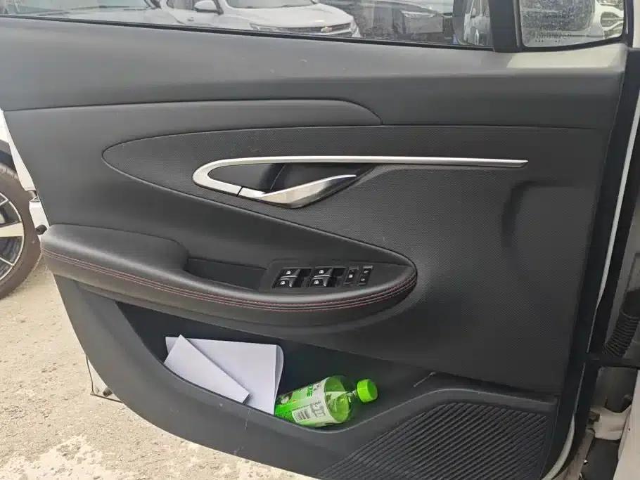 Changan UNI-T 2020 1.5T Premium Edition — миниатюра 7