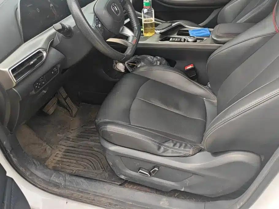 Changan UNI-T 2020 1.5T Premium Edition — миниатюра 9