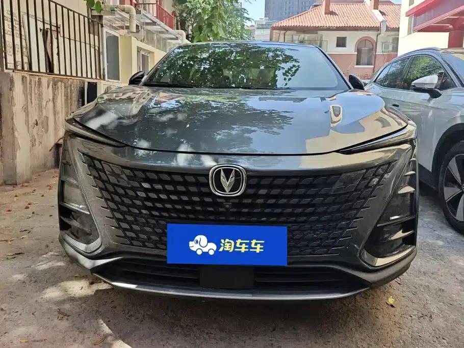 Changan UNI-T 2022 1.5T Premium Edition — миниатюра 2