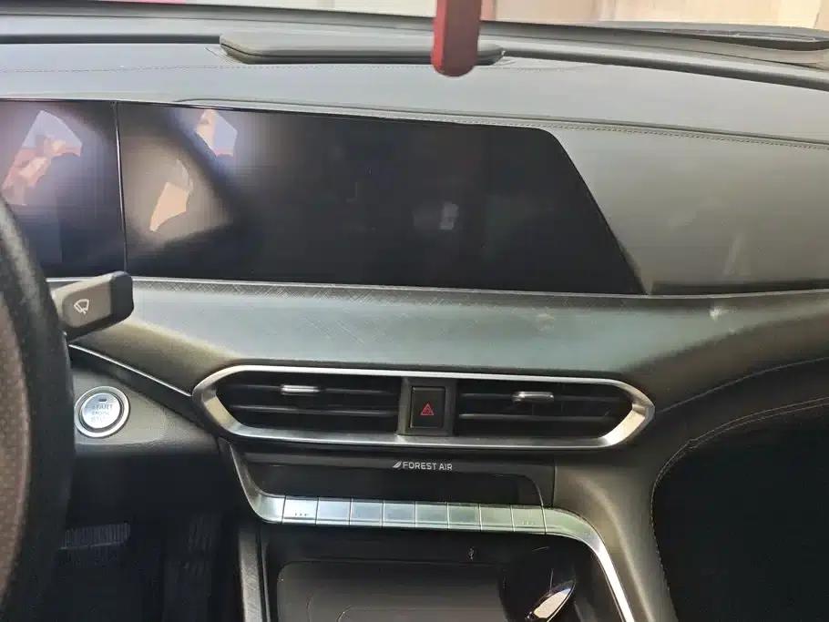 Changan UNI-T 2022 1.5T Premium Edition — миниатюра 13