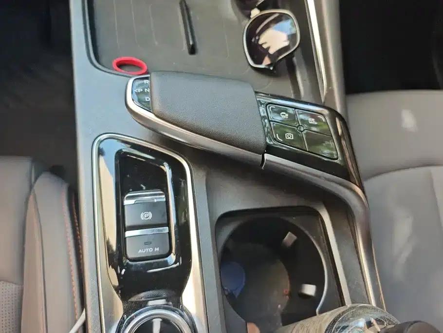 Changan UNI-T 2022 1.5T Premium Edition — миниатюра 16