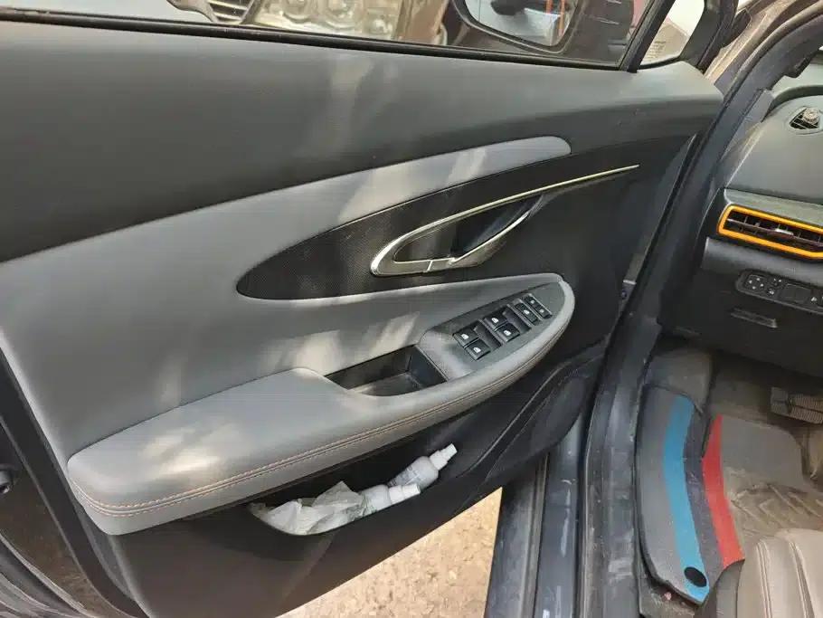 Changan UNI-T 2022 1.5T Premium Edition — миниатюра 7