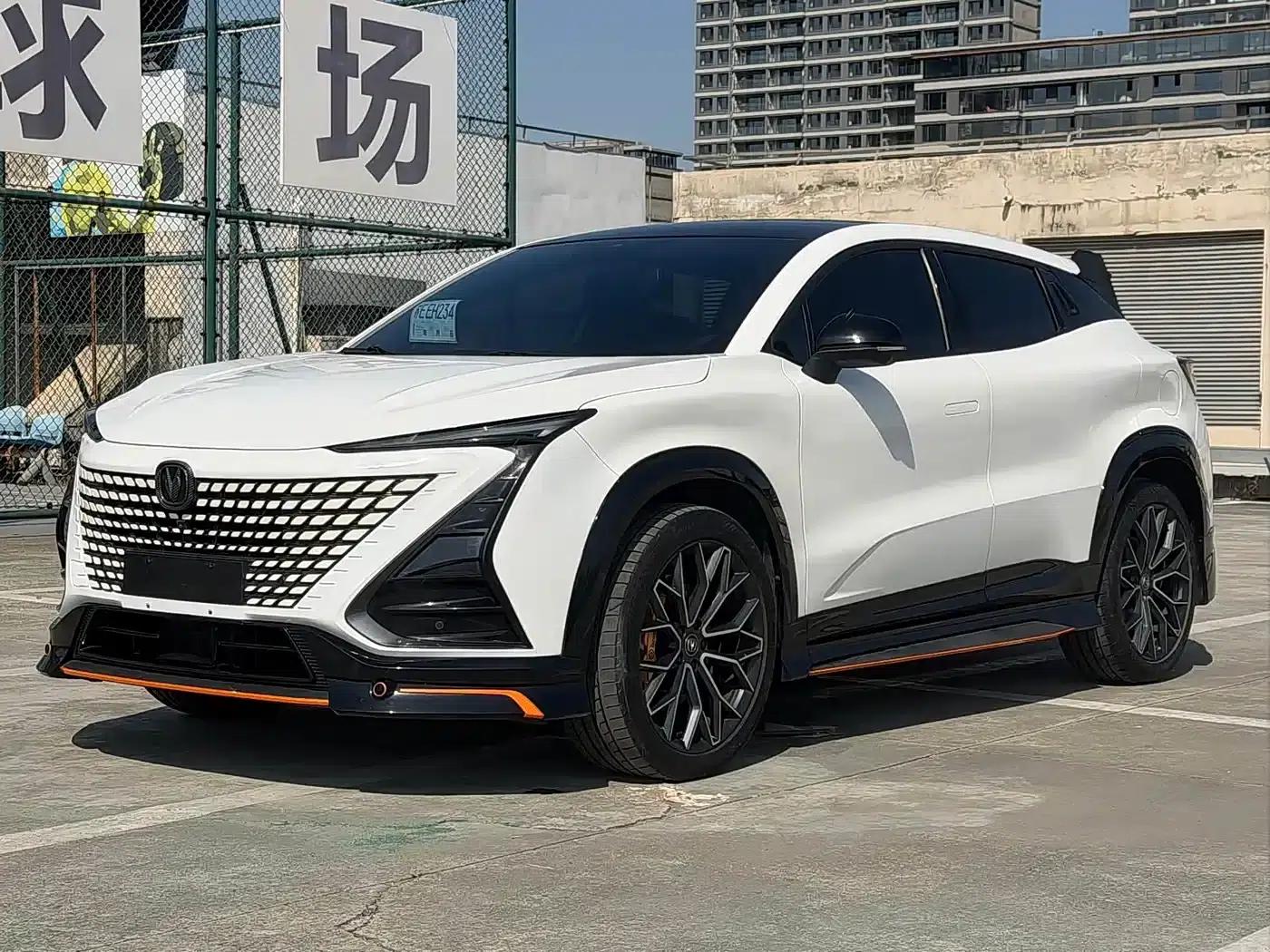 Changan UNI-T 2022 1.5T Sport Flagship Edition — миниатюра 1