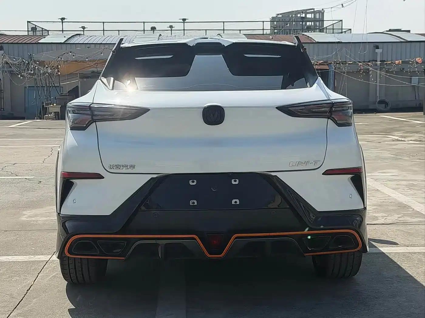 Changan UNI-T 2022 1.5T Sport Flagship Edition — миниатюра 5
