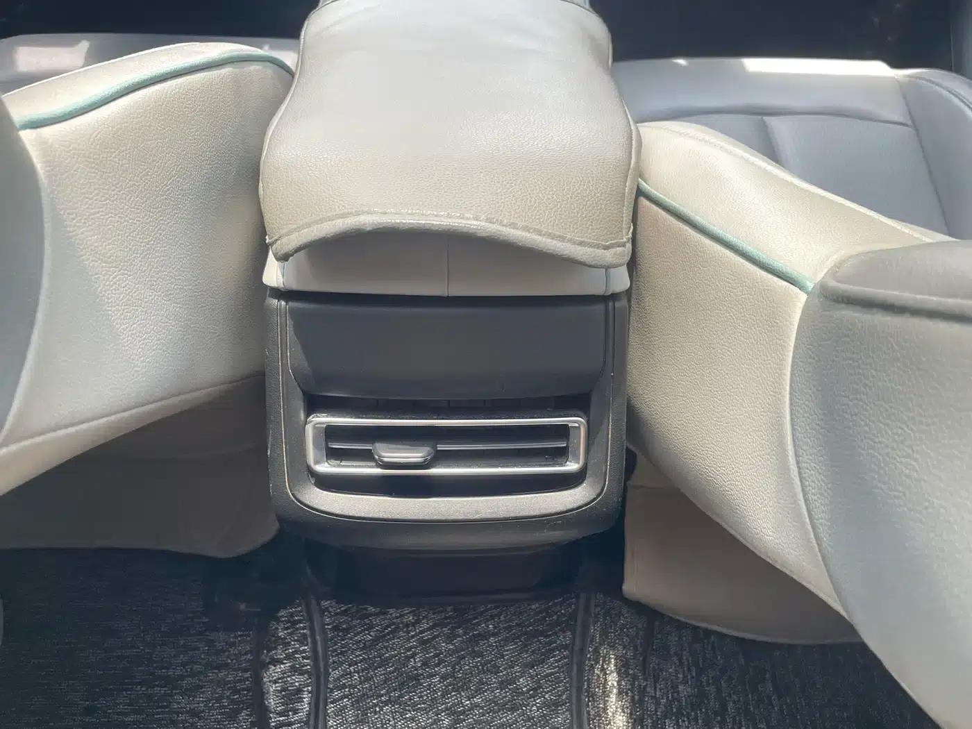 Changan UNI-T 2023 Second Generation 1.5T Premium Edition — миниатюра 19