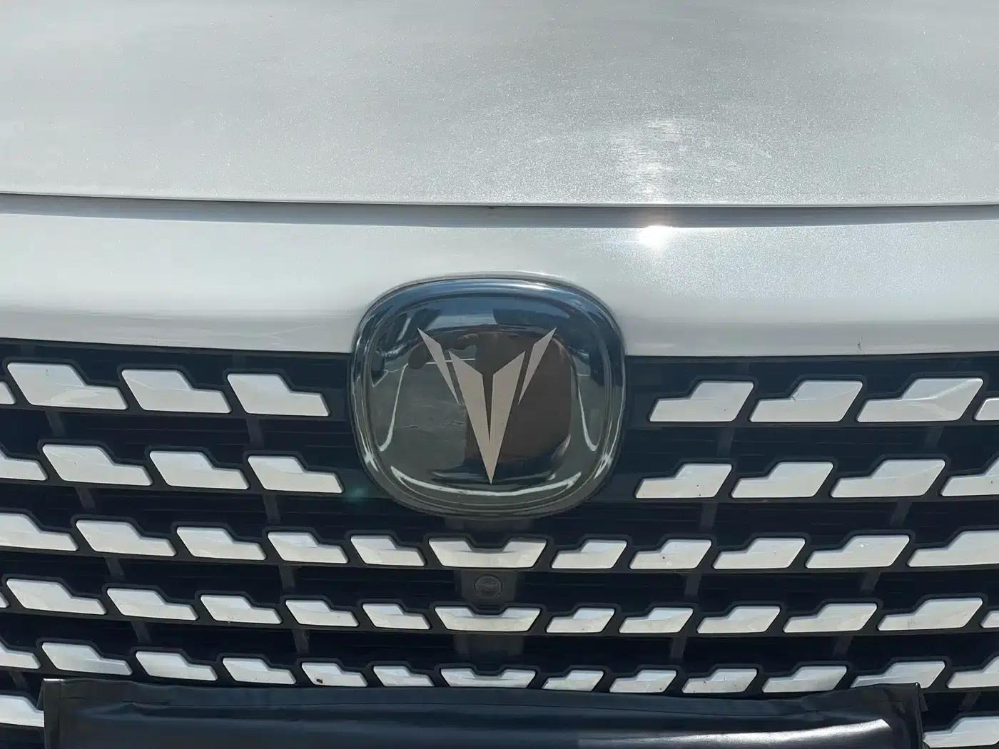 Changan UNI-T 2023 Second Generation 1.5T Premium Edition — миниатюра 4