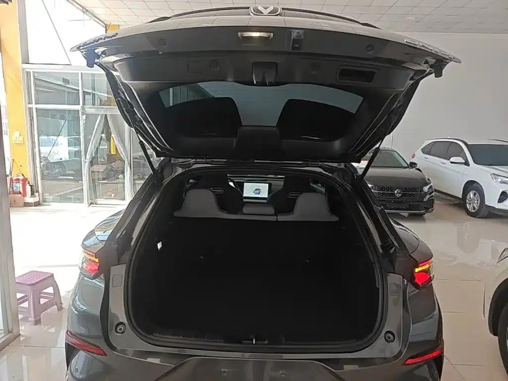 Changan UNI-T 2023 Second Generation 1.5T Premium Edition — миниатюра 19
