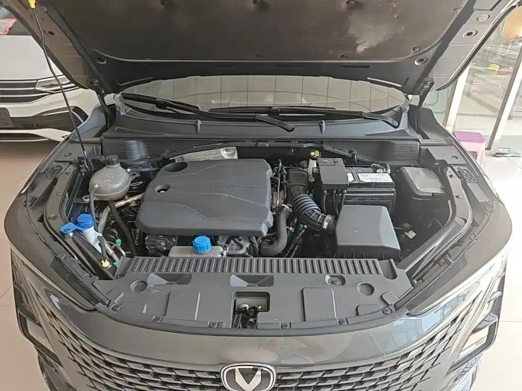 Changan UNI-T 2023 Second Generation 1.5T Premium Edition — миниатюра 20