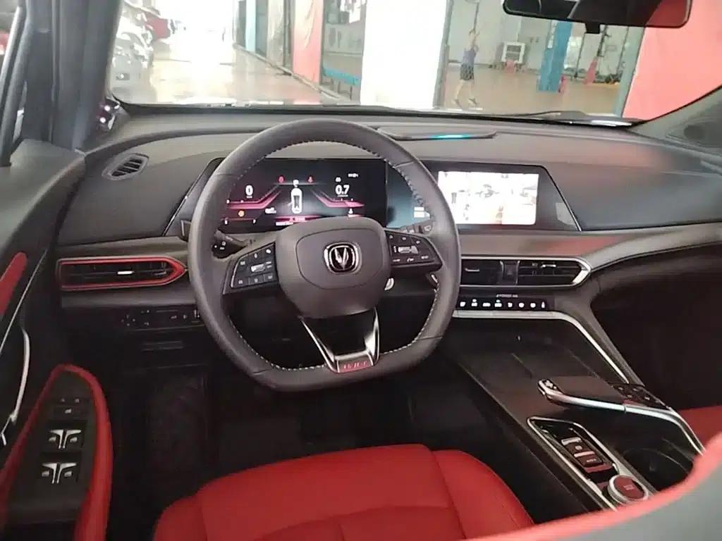 Changan UNI-T 2020 1.5T Flagship Edition — миниатюра 11