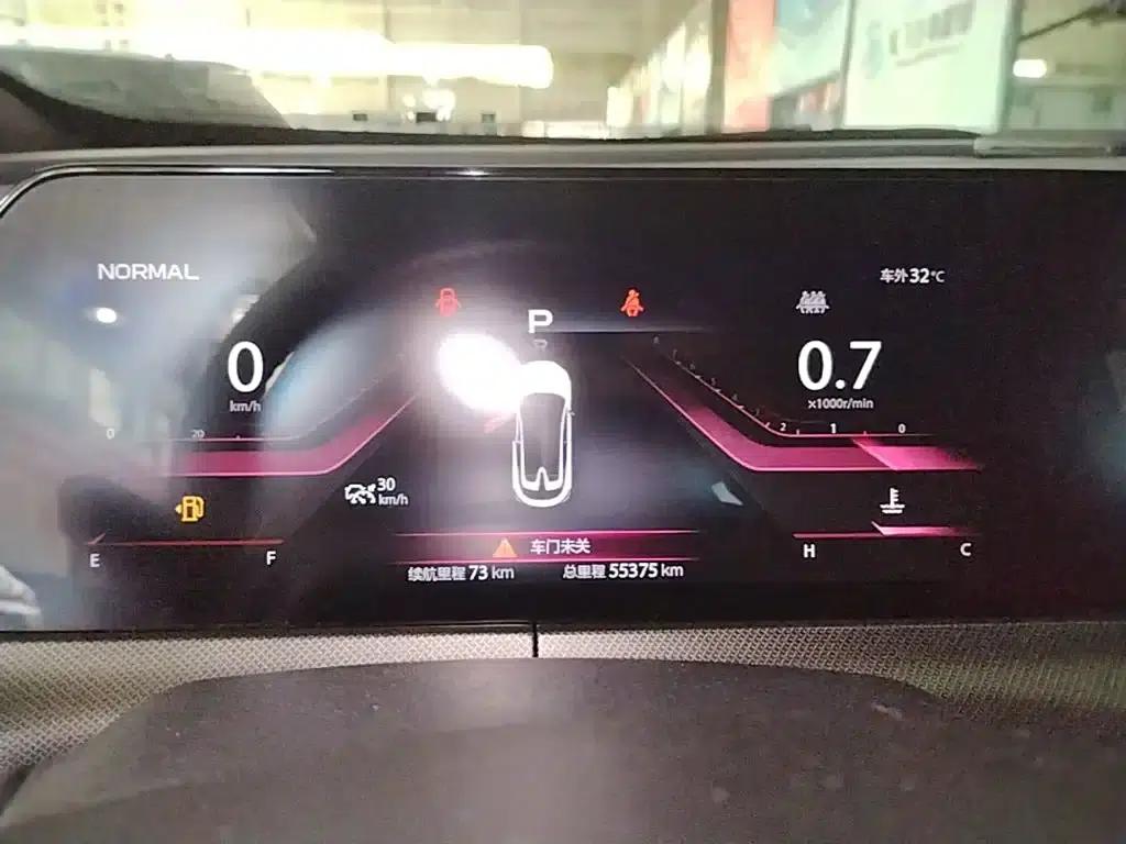 Changan UNI-T 2020 1.5T Flagship Edition — миниатюра 12