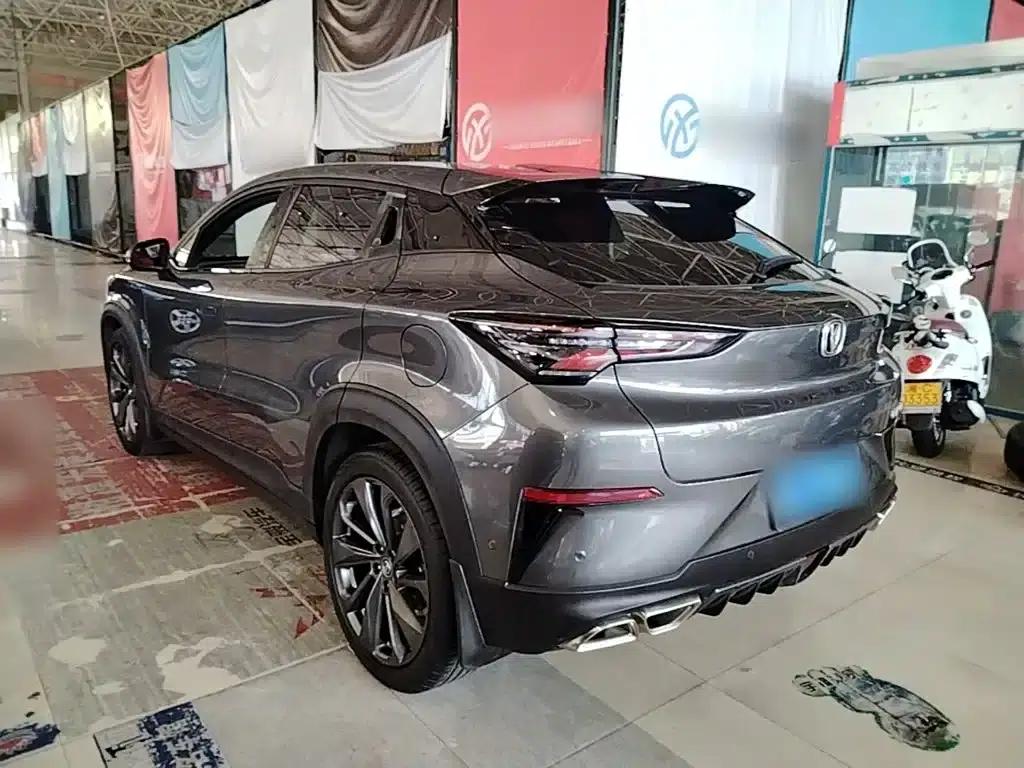 Changan UNI-T 2020 1.5T Flagship Edition — миниатюра 5