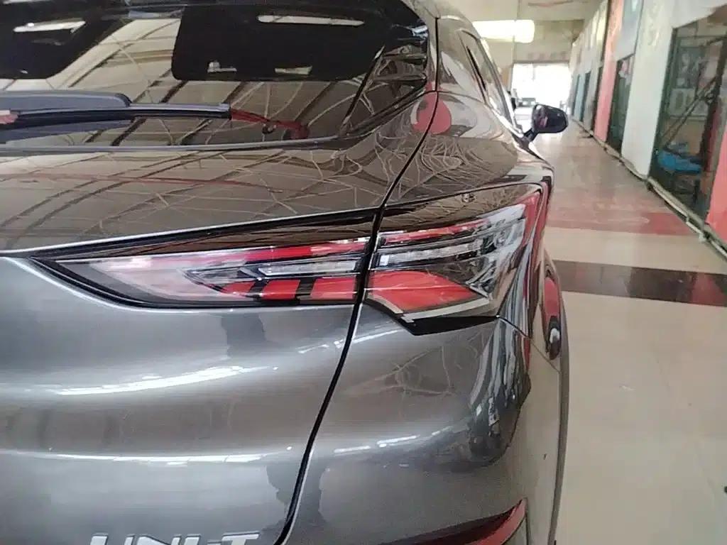 Changan UNI-T 2020 1.5T Flagship Edition — миниатюра 8