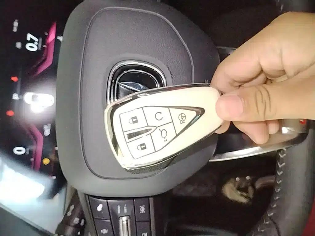 Changan UNI-T 2020 1.5T Flagship Edition — миниатюра 9