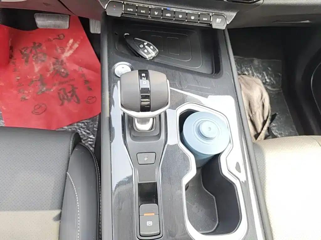 Changan CS75 2026 PRO 1.5T DCT Premium 7-seater — миниатюра 14