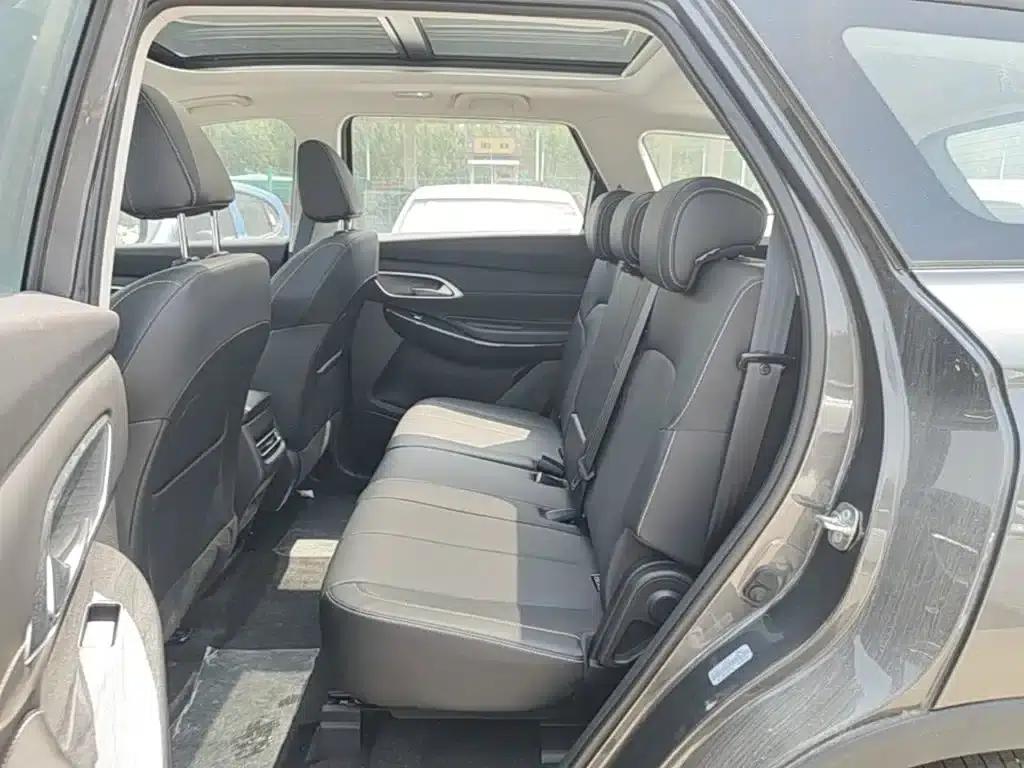 Changan CS75 2026 PRO 1.5T DCT Premium 7-seater — миниатюра 17