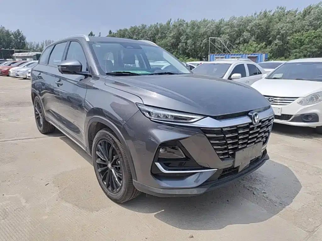Changan CS75 2026 PRO 1.5T DCT Premium 7-seater — миниатюра 4