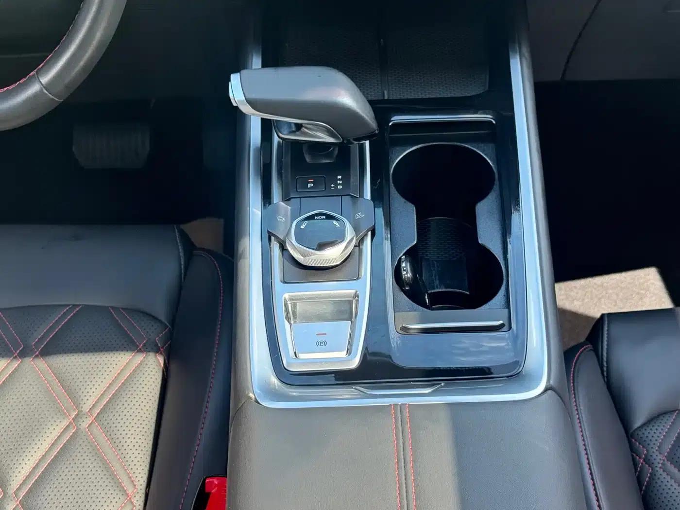 Changan CS55PLUS 2024 Model, Third Generation 1.5T DCT Premium Edition — миниатюра 19
