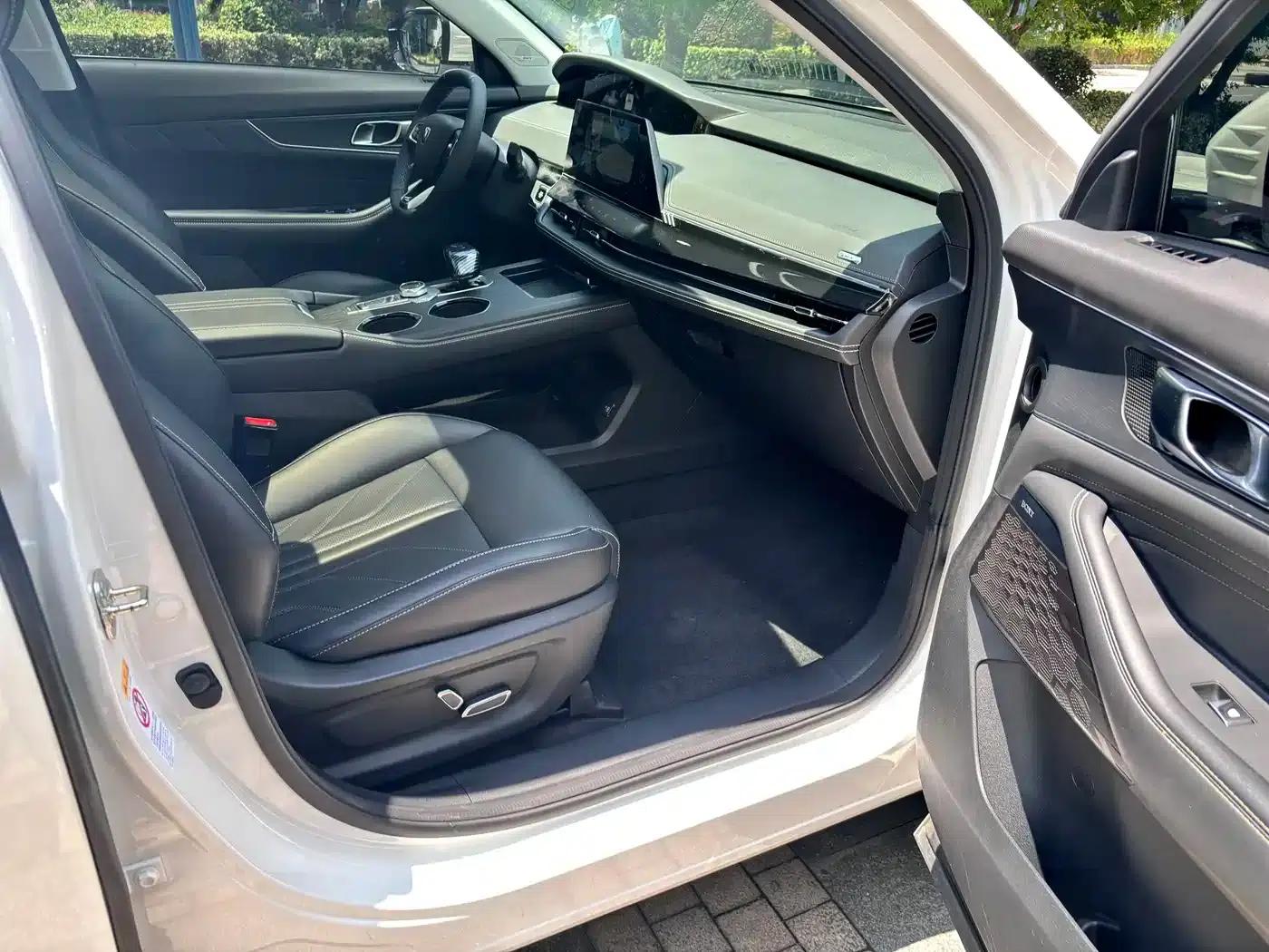Changan UNI-K 2023 2.0T 2WD Yue Shang Edition — миниатюра 16
