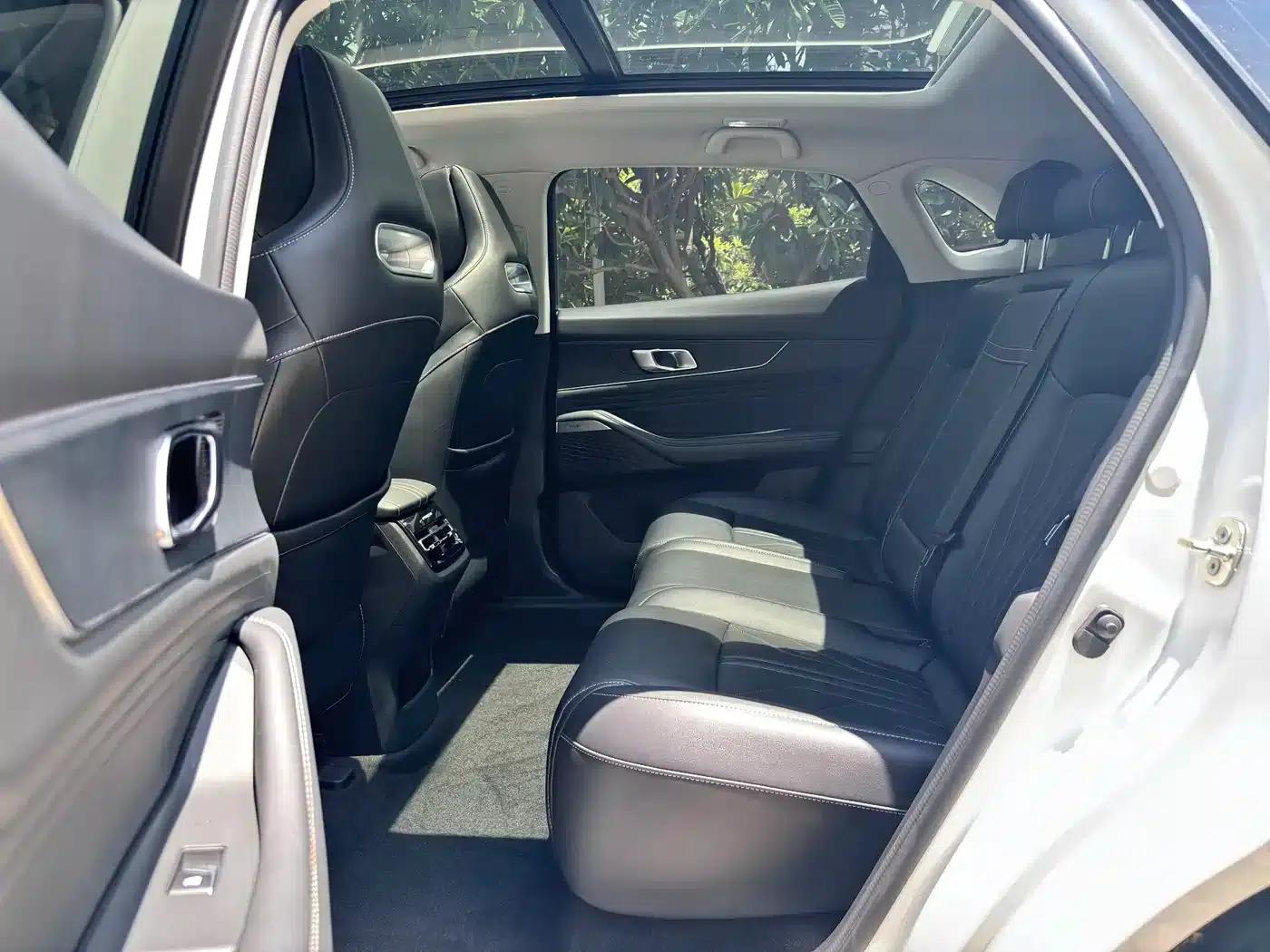 Changan UNI-K 2023 2.0T 2WD Yue Shang Edition — миниатюра 20