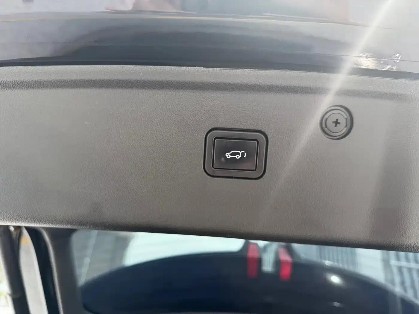 Changan UNI-K 2021 2.0T Luxury Edition — миниатюра 12