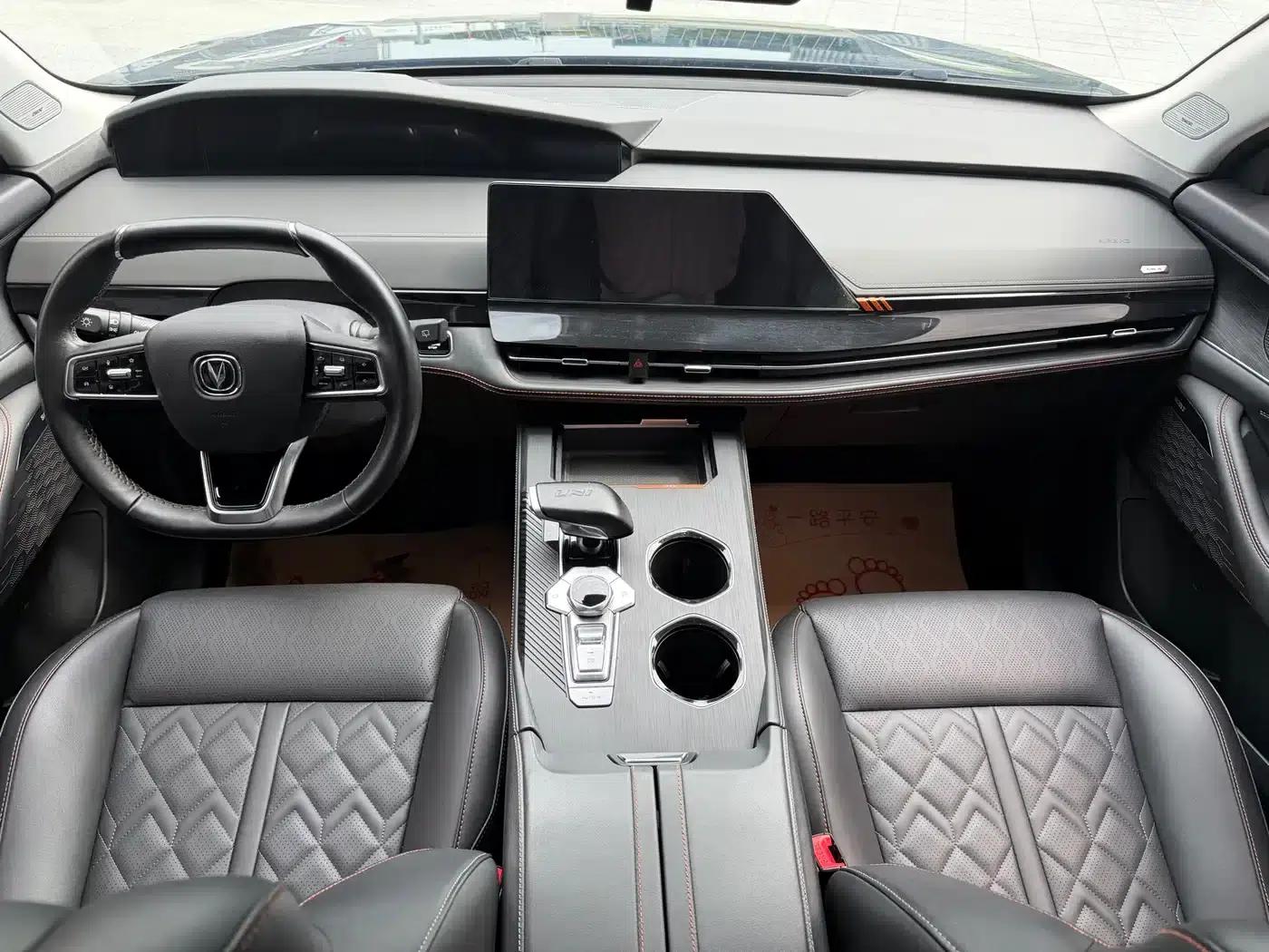 Changan UNI-K 2021 2.0T Luxury Edition — миниатюра 5