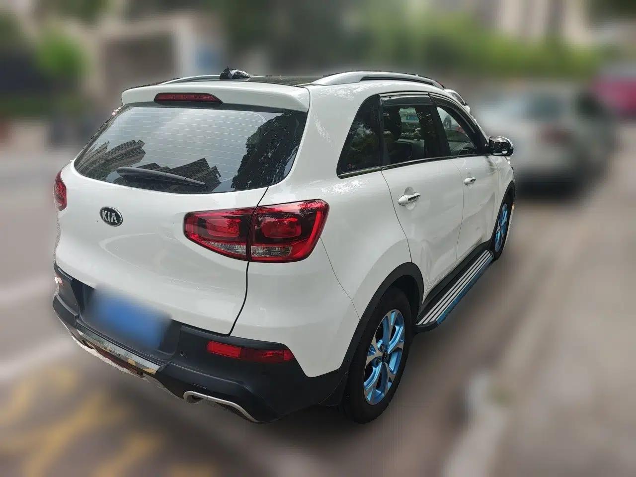 Kia KX3 2015 1.6L Automatic Two-Wheel Drive DLX — миниатюра 6