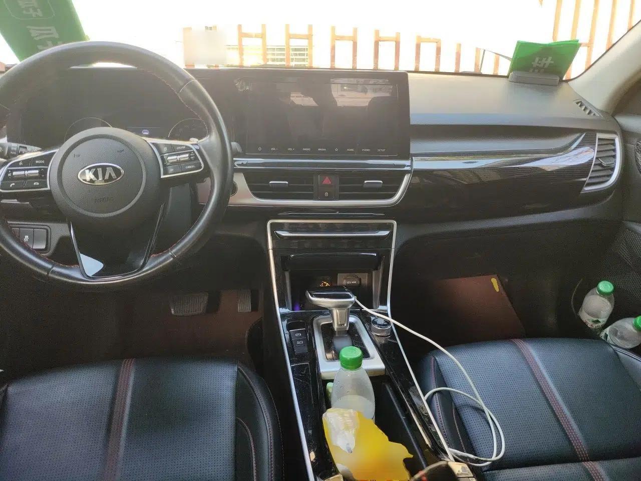 Kia KX3 2020 1.5L CVT Trend Edition — миниатюра 9