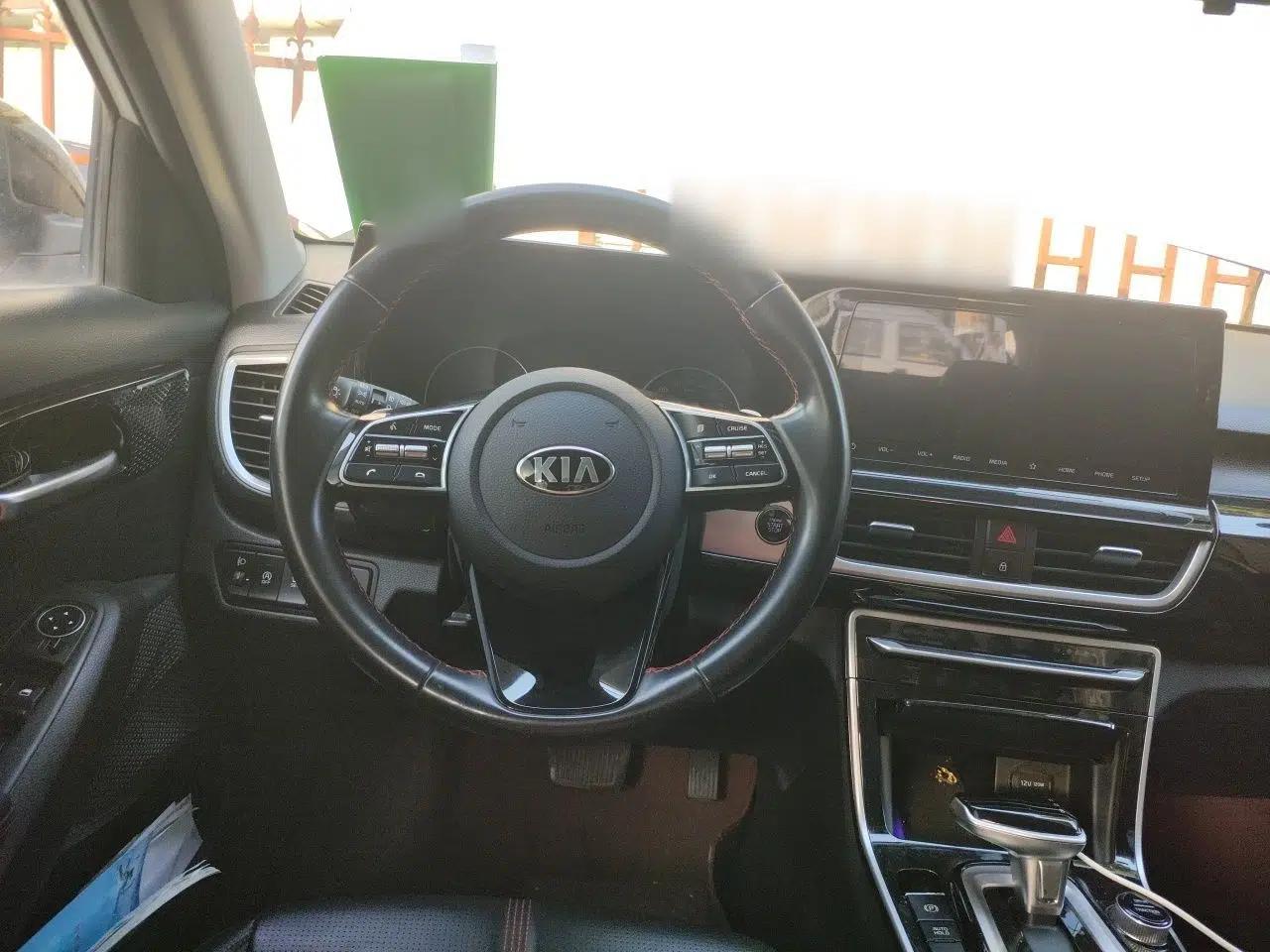 Kia KX3 2020 1.5L CVT Trend Edition — миниатюра 10