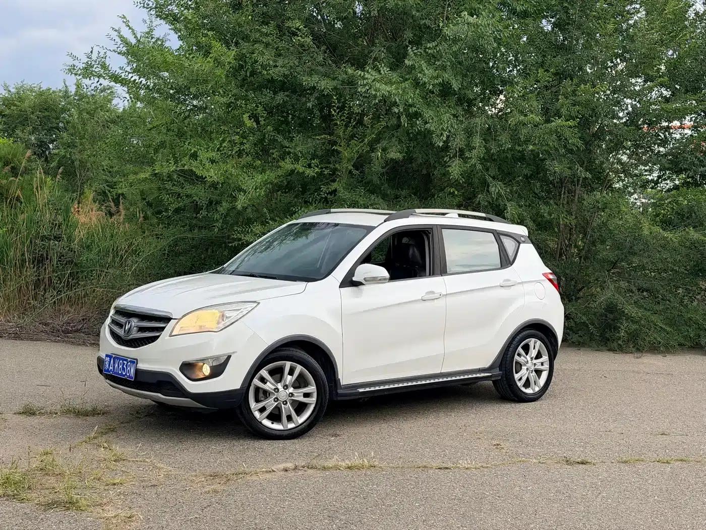 Changan CS35 2012 1.6L Manual Deluxe Edition (National V Emission Standard) — миниатюра 1