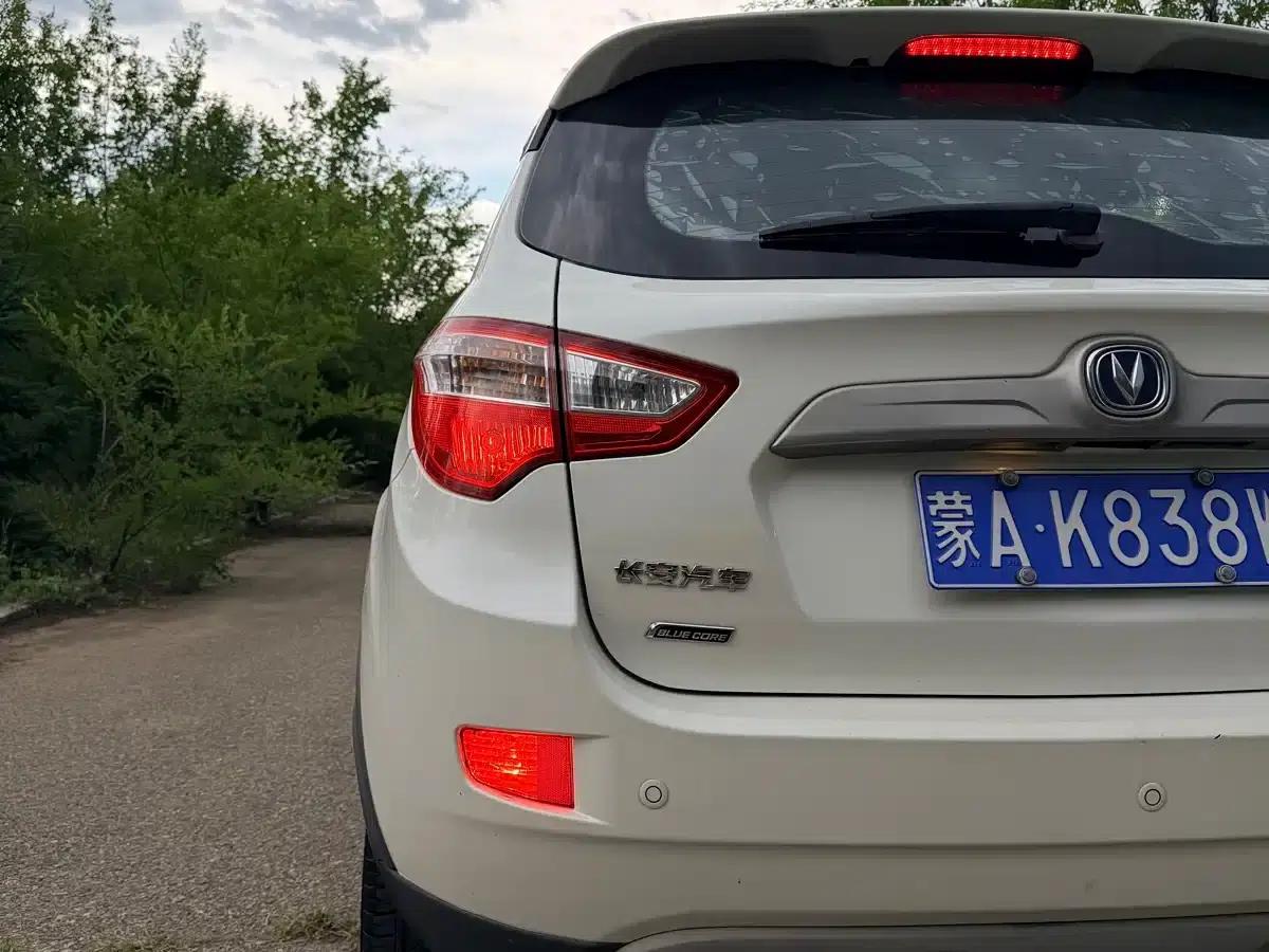 Changan CS35 2012 1.6L Manual Deluxe Edition (National V Emission Standard) — миниатюра 2