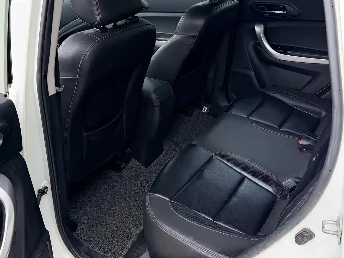 Changan CS35 2012 1.6L Manual Deluxe Edition (National V Emission Standard) — миниатюра 13