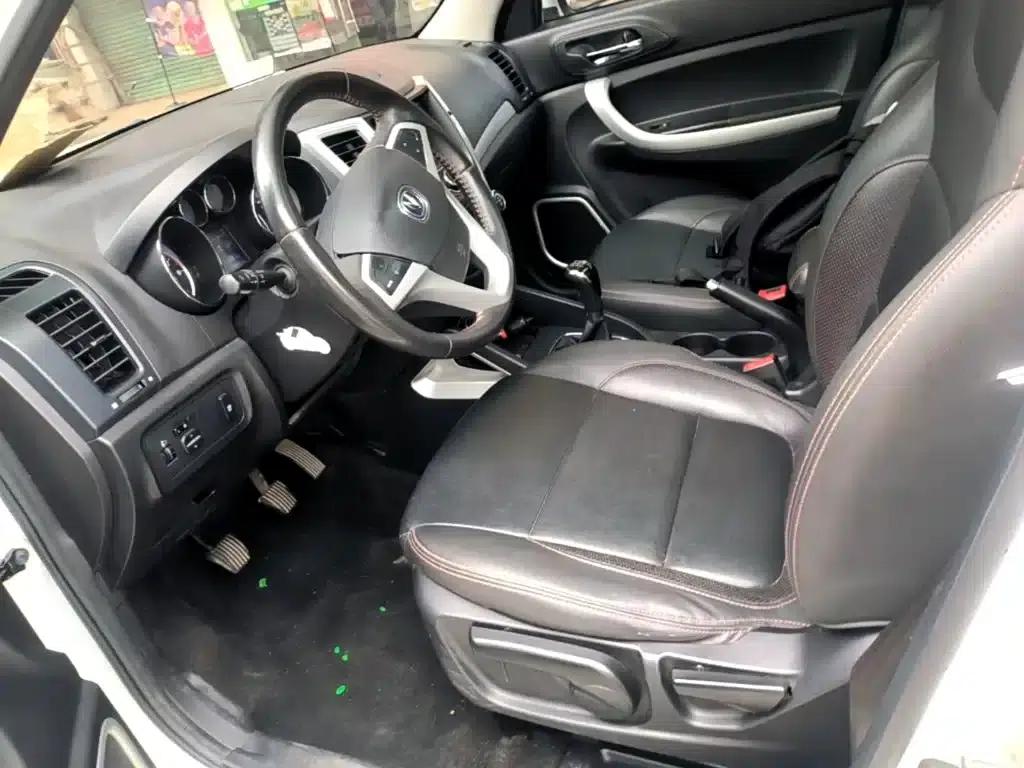 Changan CS35 2016 1.6L Manual Deluxe Edition (National V Emission Standard) — миниатюра 15