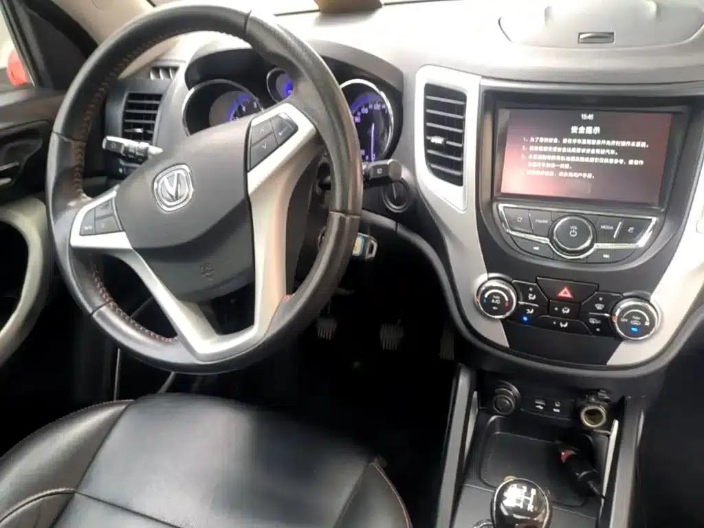 Changan CS35 2016 1.6L Manual Deluxe Edition (National V Emission Standard) — миниатюра 10