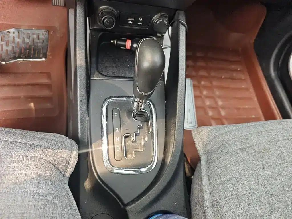 Changan CS35 2015 1.6L Automatic Deluxe Edition (National V Emission Standard) — миниатюра 7