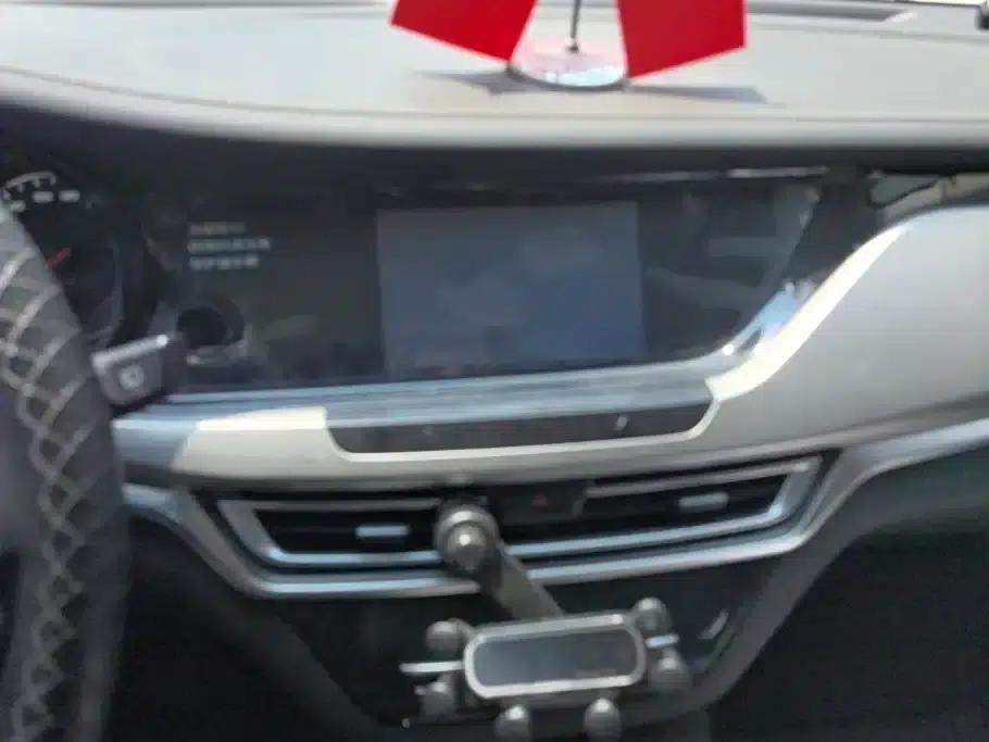 Changan CS35PLUS 2019 1.6L Manual Connect Upgrade Edition — миниатюра 13