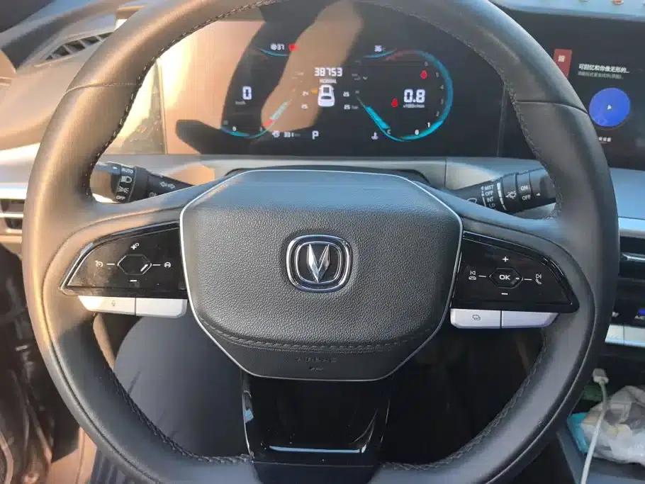Changan CS35PLUS 2023 Enjoy Edition 1.4T DCT Luxury Model — миниатюра 15
