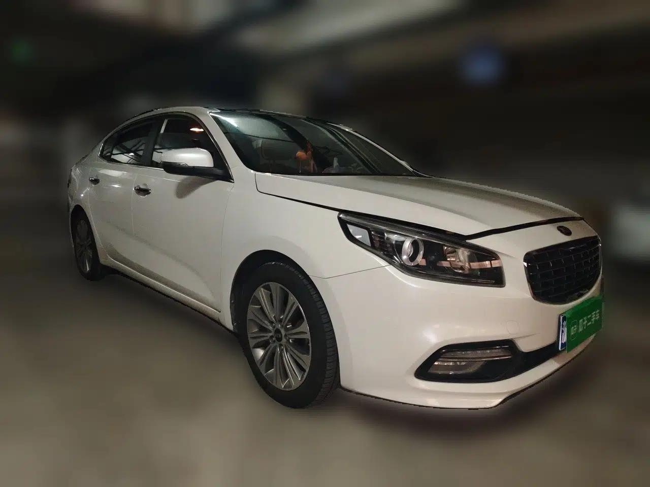 Kia K4 2014 1.8L Automatic DLX — миниатюра 3