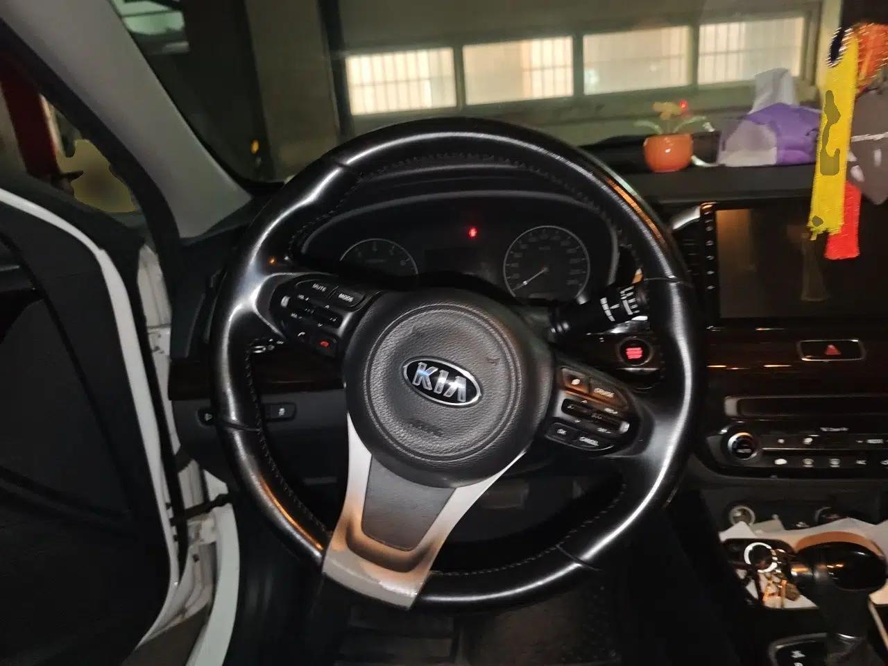 Kia K4 2014 1.8L Automatic DLX — миниатюра 10