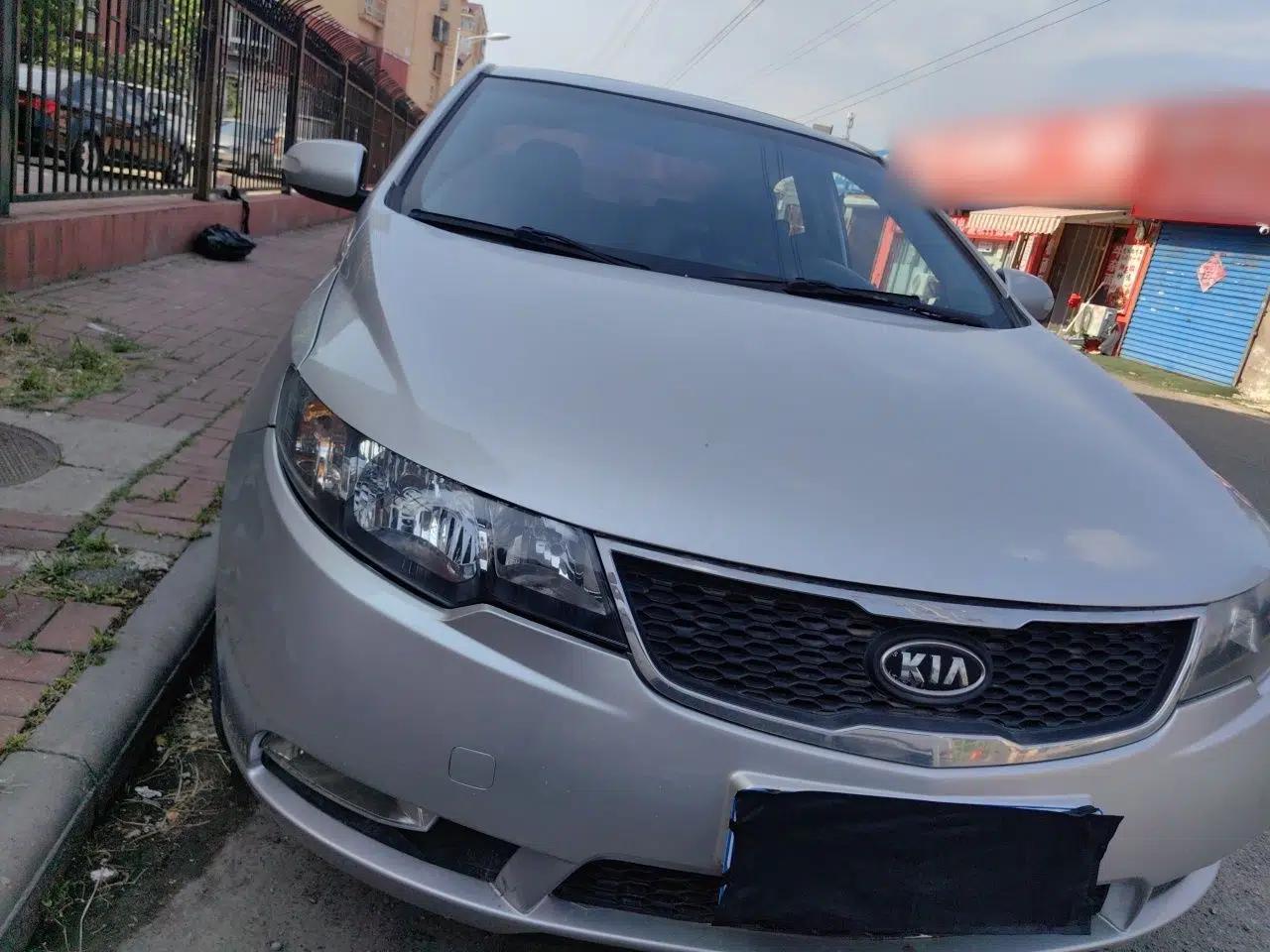 Kia Forte 2009 1.6L MT GLS — миниатюра 7