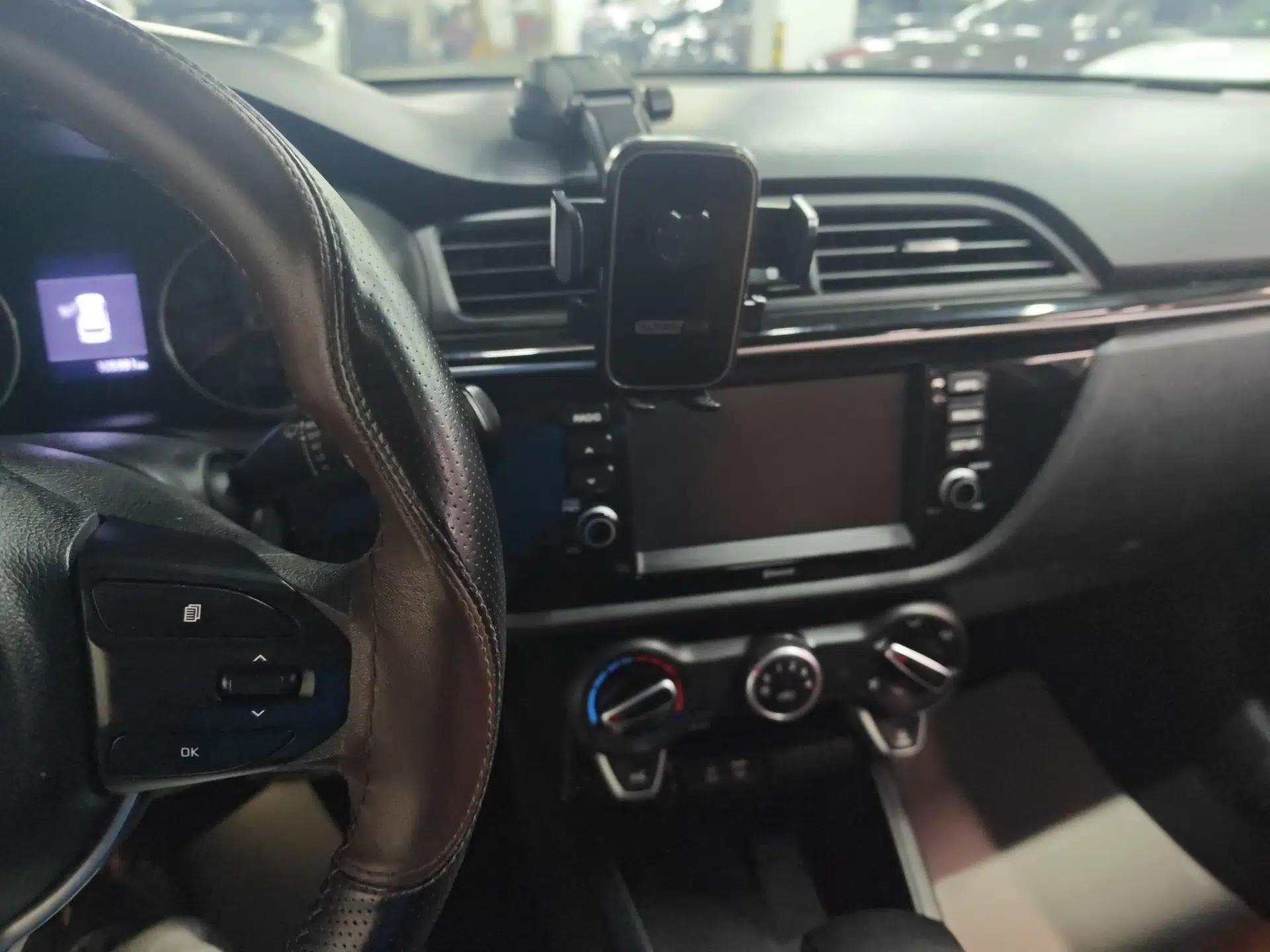 Kia KX Cross 2017 1.4L AT GLS — миниатюра 12